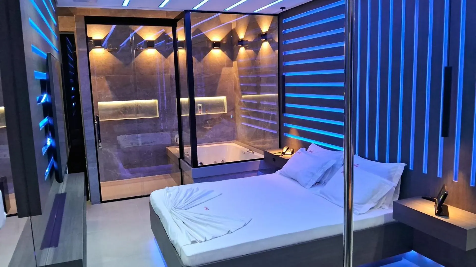 Love hotel Queens Motel Sao Paulo