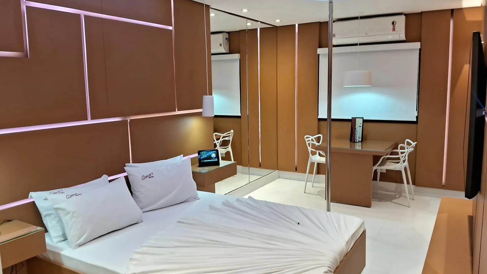Love hotel Queens Motel Sao Paulo Brazil